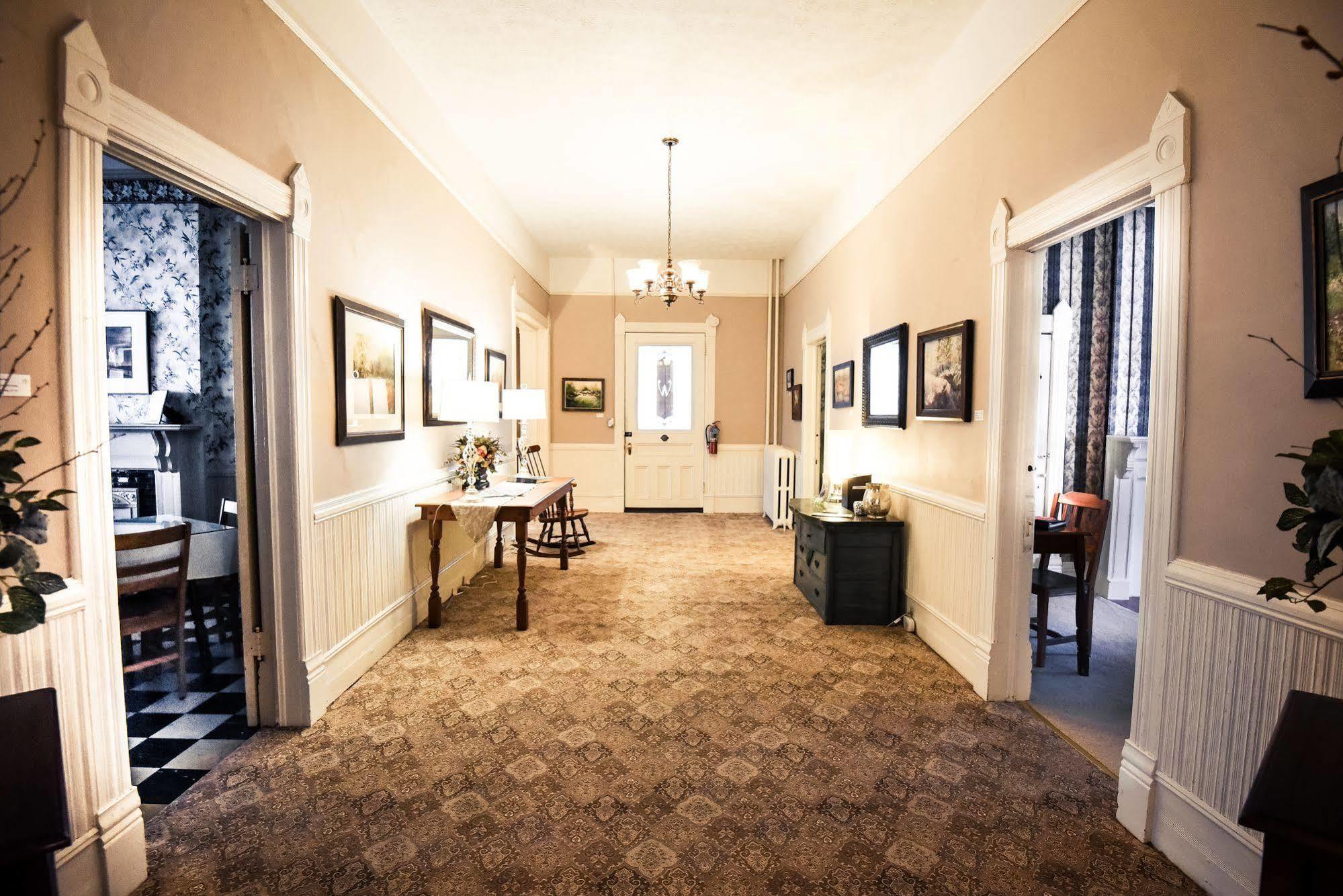 1898 Waverly Inn Хендерсонвилл Экстерьер фото